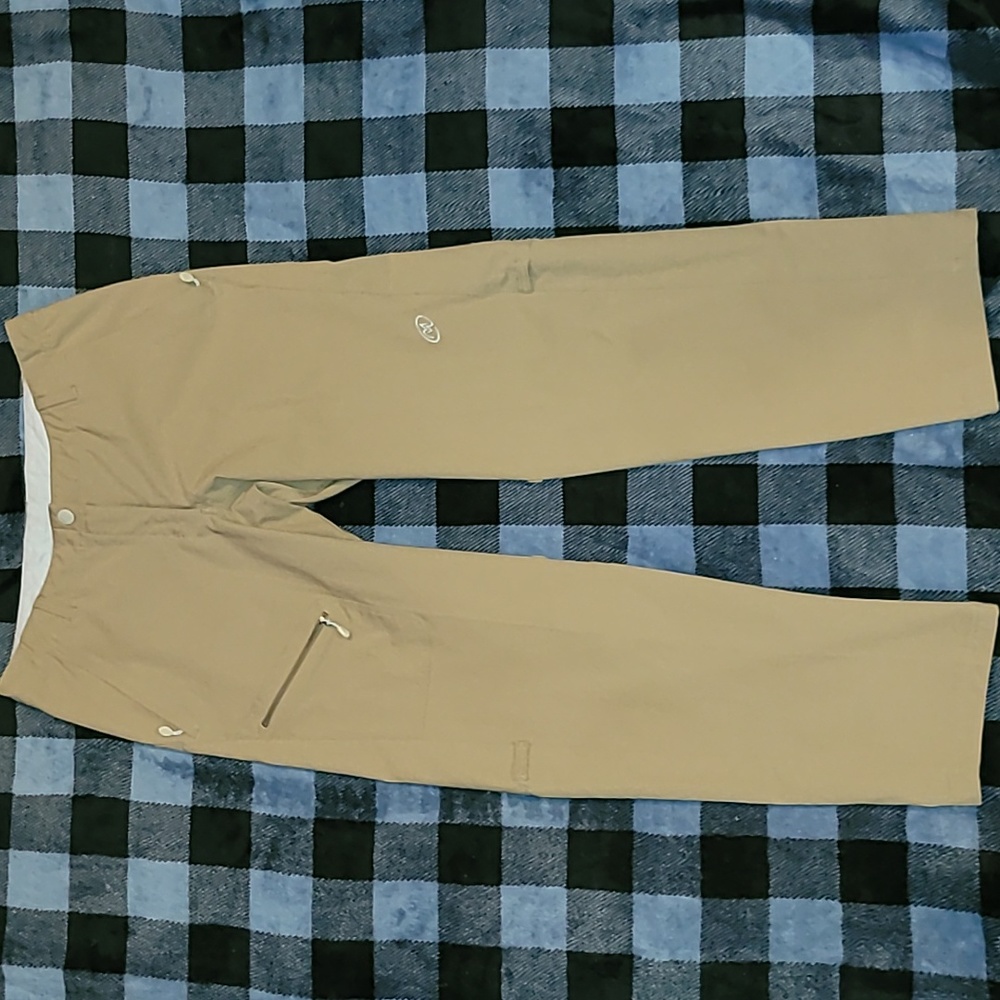 Cloudveil. Premium women's pants.  Cargo-style. Like-new.  Size 10